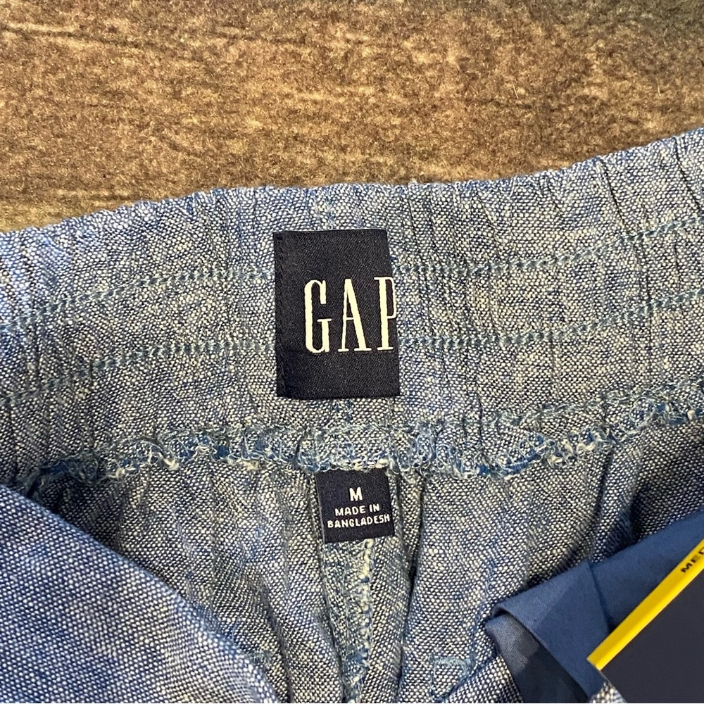 New with Tags GAP Women's Light Blue Chambray Linen-Blend Shorts Size Medium - Picture 8 of 10